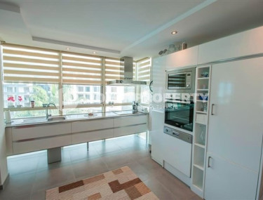 Respectable apartment 2+1 with an area of 100 m2, Kargicak district-id-4511-photo-5