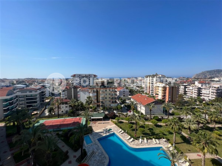 Spacious, bright apartment on the 6th floor with panoramic views of the city and the sea.-id-4513-photo-13