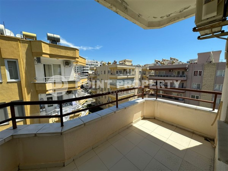 Panoramic apartment 2+1 on the seashore in the modern developed area of Mahmutlar.-id-4516-photo-9