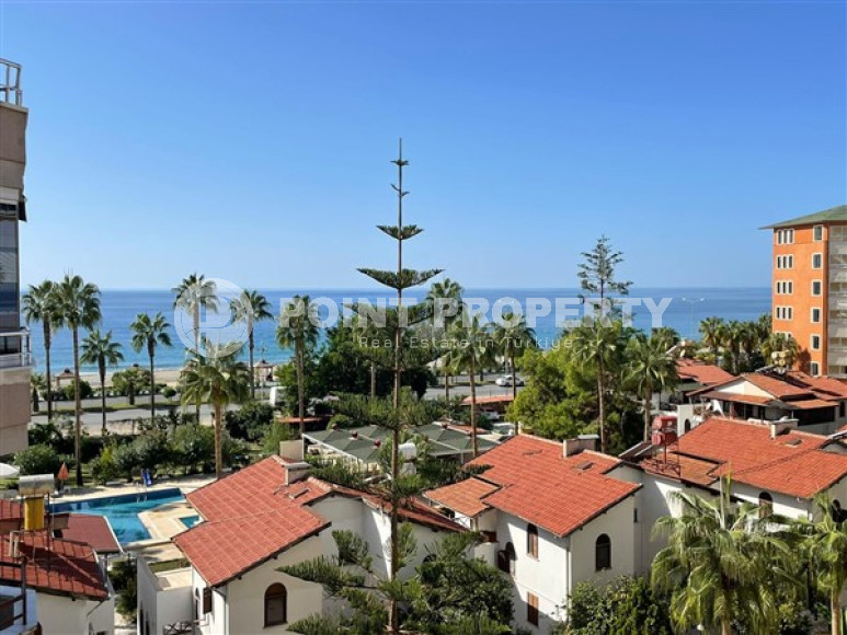 Panoramic apartment 2+1 on the seashore in the modern developed area of Mahmutlar.-id-4516-photo-13