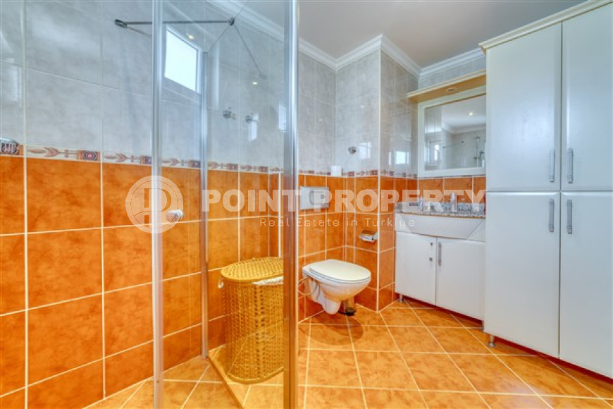 Panoramic duplex with a total area of 306 m2, on the 12th floor with an attic, 700 meters from the beach and the promenade.-id-4517-photo-9