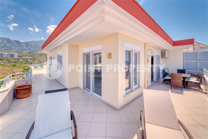 Panoramic duplex with a total area of 306 m2, on the 12th floor with an attic, 700 meters from the beach and the promenade.-id-4517-photo-12