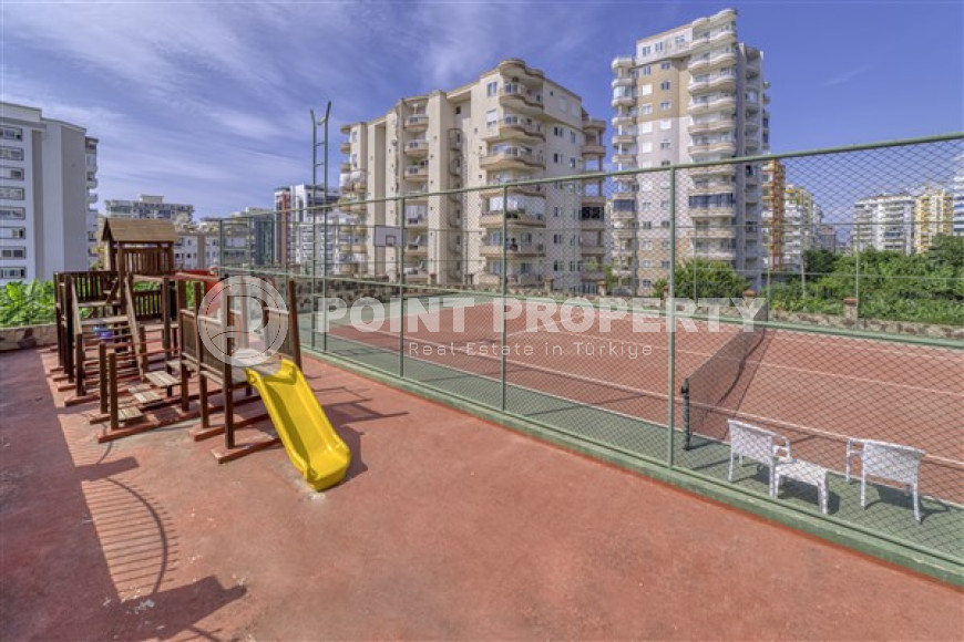Panoramic duplex with a total area of 306 m2, on the 12th floor with an attic, 700 meters from the beach and the promenade.-id-4517-photo-21