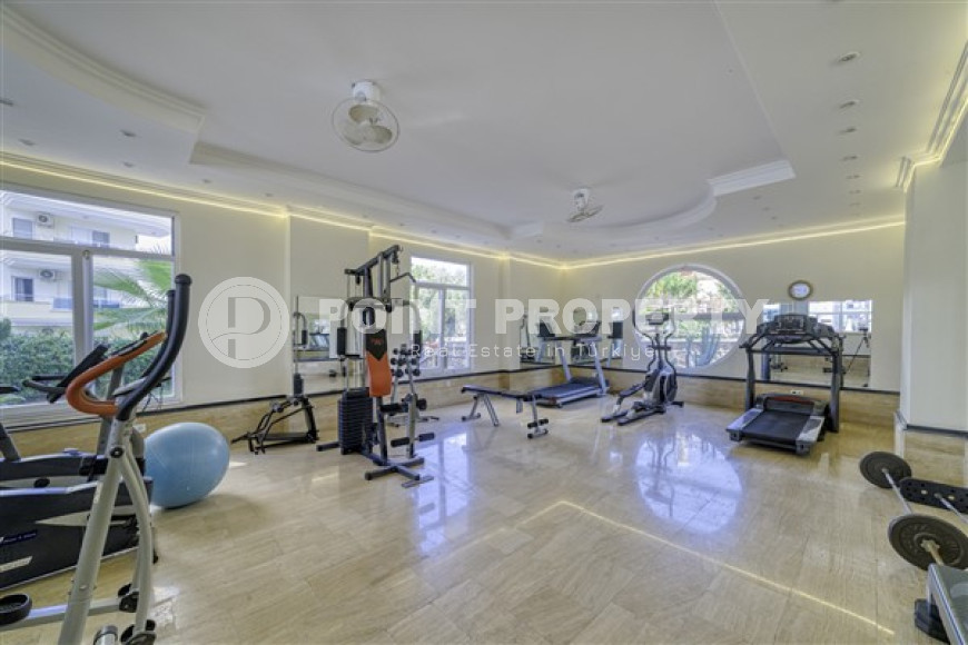 Panoramic duplex with a total area of 306 m2, on the 12th floor with an attic, 700 meters from the beach and the promenade.-id-4517-photo-22