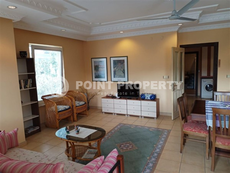 Меблированная квартира 2+1 в 600 метрах от знаменитого пляжа Клеопатры в центре Аланьи.-id-4518-фото-2