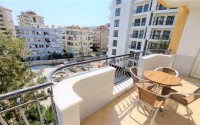 Comfortable, bright apartment in the very center of Alanya and 500 meters from the sea.-id-4520-photo-7