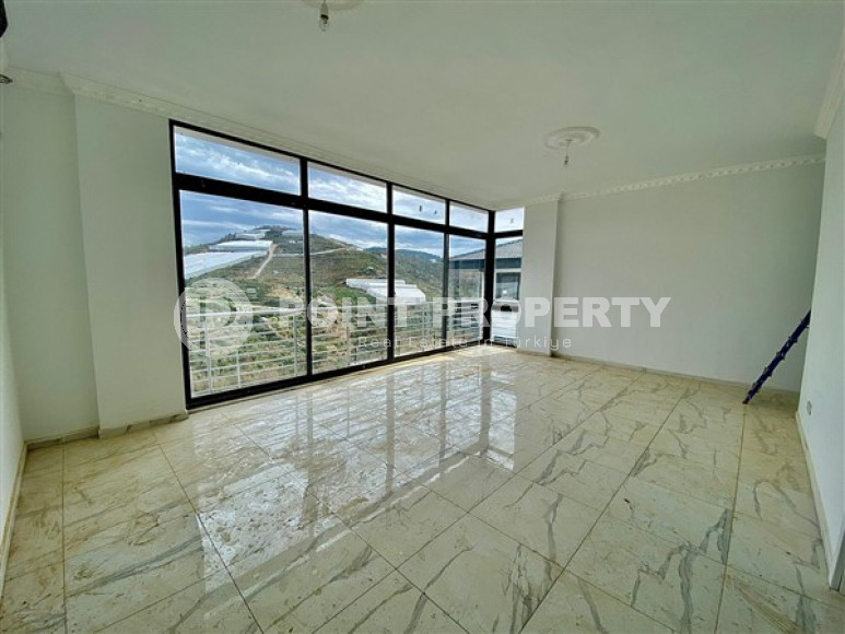 New duplex villa built in 2022 with access to the terrace, Kargicak-id-4529-photo-6