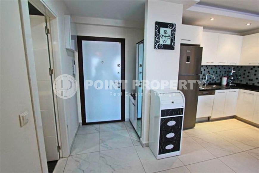 Bright modern 1+1 apartment in a luxury residential complex with rich internal infrastructure.-id-4532-photo-4