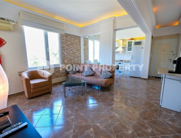 Небольшая комфортабельная квартира 1+1, общей площадью 55 м2, в 700 метрах от пляжа в центре Аланьи.-id-4537-фото-2