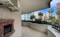 Spacious apartment with three bedrooms 400 meters from the beach and promenade.-id-4538-photo-9