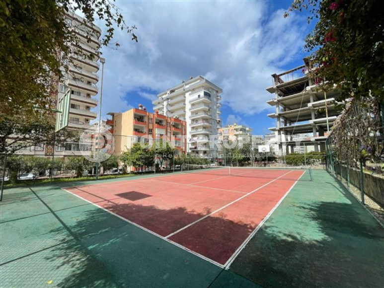 Spacious apartment with three bedrooms 400 meters from the beach and promenade.-id-4538-photo-12