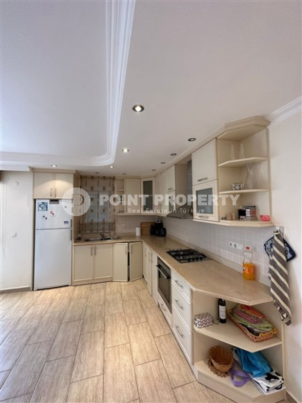 Апартаменты 2+1 с классическим светлым интерьером в 200 метрах от пляжа и набережной.-id-4540-фото-2