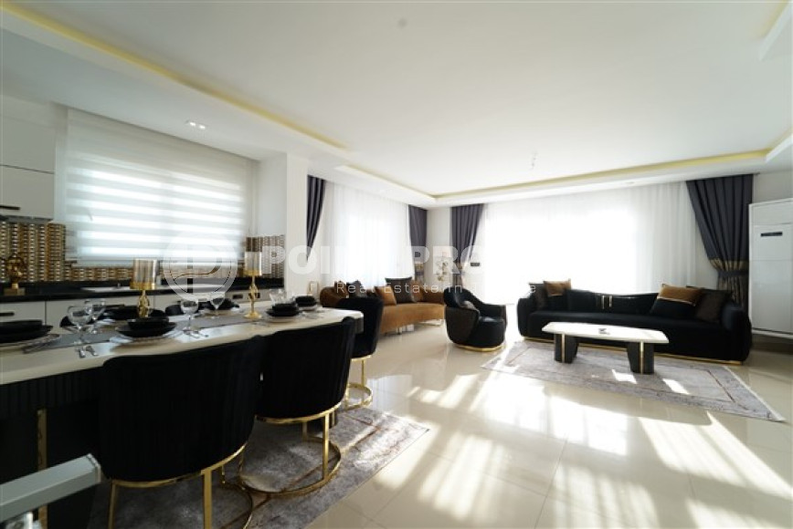 Duplex apartment 175 m2 with four bathrooms and a spacious living room, Mahmutlar district-id-4544-photo-2