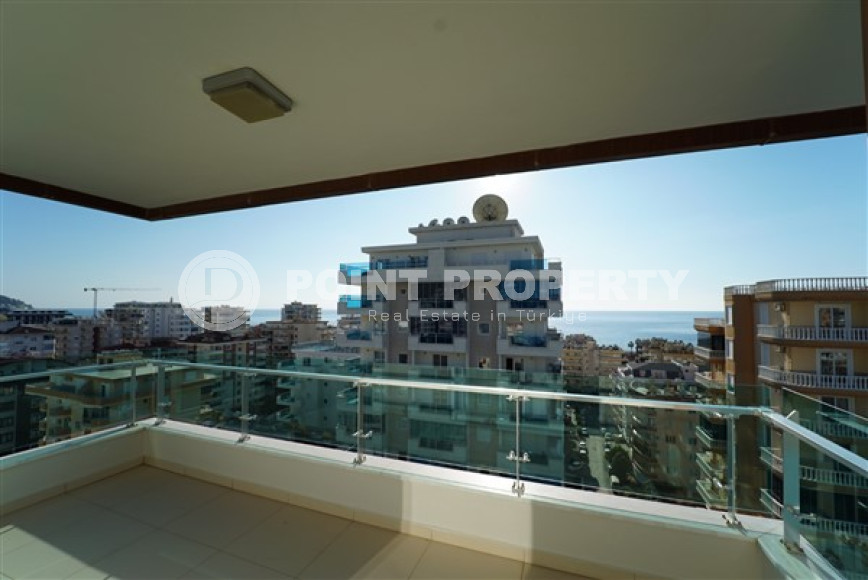 Duplex apartment 175 m2 with four bathrooms and a spacious living room, Mahmutlar district-id-4544-photo-12