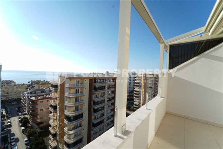 Duplex apartment 175 m2 with four bathrooms and a spacious living room, Mahmutlar district-id-4544-photo-20