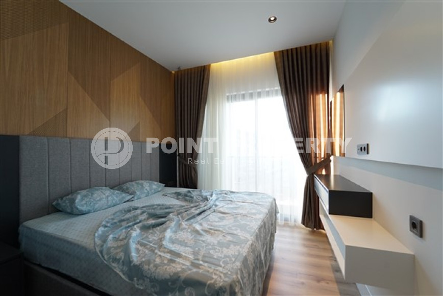 Современные двухкомнатные апартаменты 55 м2 с классическим интерьером комнат, центр Аланьи-id-4548-фото-4