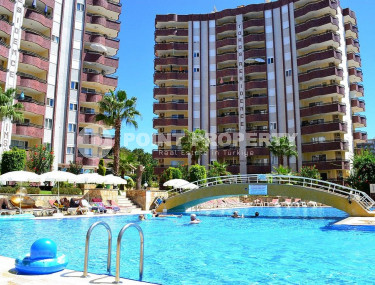 Apartment with 3+1 layout for a large family in the most sought-after area of Alanya Mahmutlar, 156 m2-id-1049-photo-4