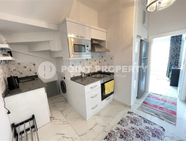 We recommend for purchase a luxurious penthouse of 250 m2 with furniture, Mahmutlar district-id-4549-photo-5