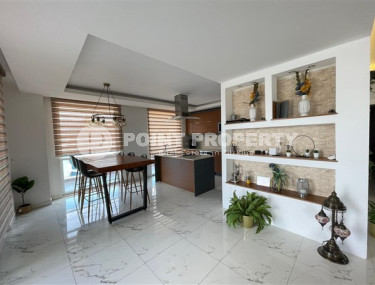 We recommend for purchase a luxurious penthouse of 250 m2 with furniture, Mahmutlar district-id-4549-photo-3