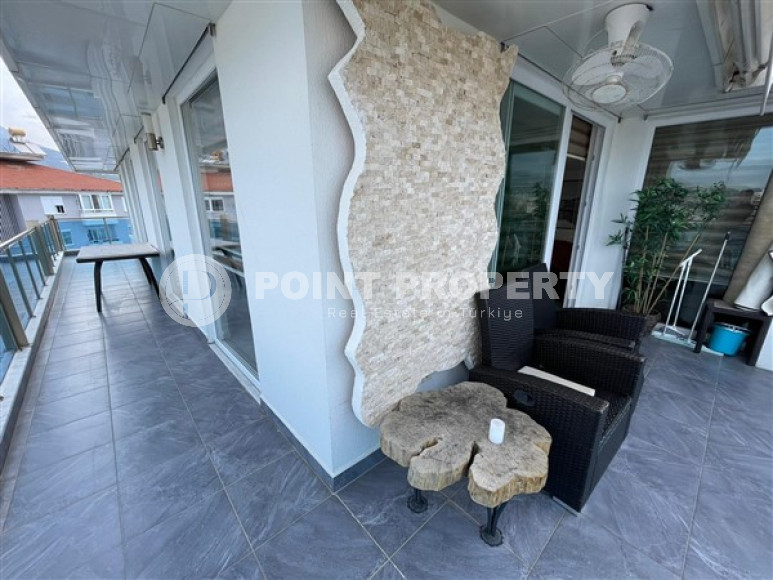 We recommend for purchase a luxurious penthouse of 250 m2 with furniture, Mahmutlar district-id-4549-photo-15