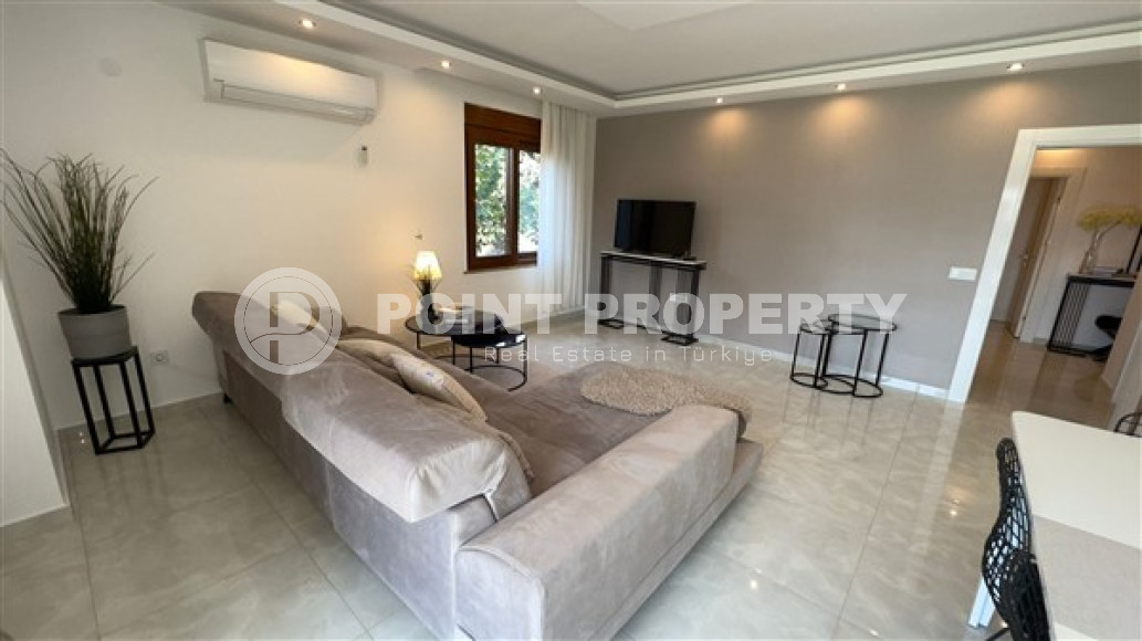 Duplex apartment with an area of 220 m2 400 meters from the sea, Kestel district-id-4551-photo-4