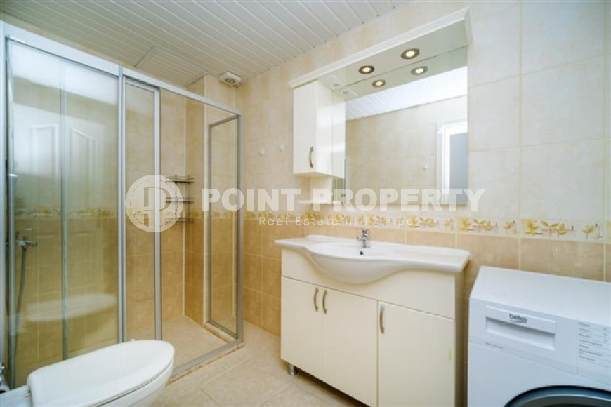 Панорамная светлая квартира 2+1, общей площадью 115 м2, на 6-м этаже в центре Аланьи.-id-4552-фото-9