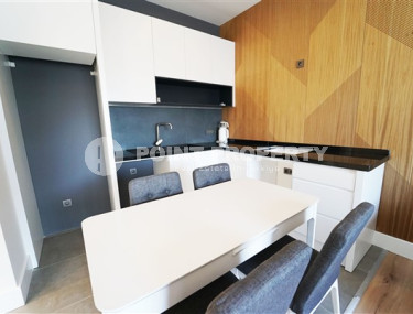 Небольшая стильная квартира в современном жилом комплексе в 350 метрах от пляжа и набережной.-id-4553-фото-4