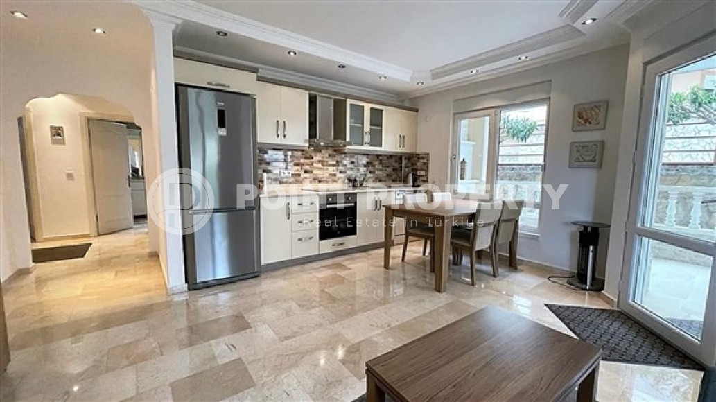 Апартаменты 2+1 на 1-м этаже в резиденции с бассейном и садом в элитном районе Аланьи - Бекташ.-id-4554-фото-1