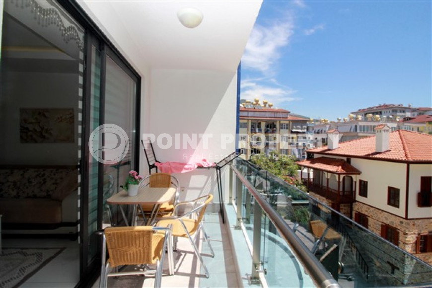 Небольшая светлая квартира 1+1 в 500 метрах от моря в центре Аланьи.-id-4555-фото-7