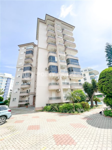 Просторная светлая квартира с тремя спальными комнатами на 7-м этаже в центре Аланьи.-id-4558-фото-18