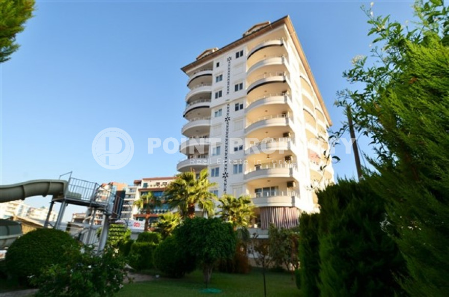 Stylish modern apartment on the 7th floor with panoramic views of the city and mountains.-id-4560-photo-8