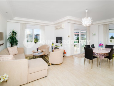 Apartment 2+1 with a pleasant, bright interior on the 3rd floor in the center of the Oba district.-id-4561-photo-1
