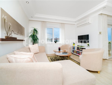 Апартаменты 2+1 с приятным светлым интерьером на 3-м этаже в центре района Оба.-id-4561-фото-2