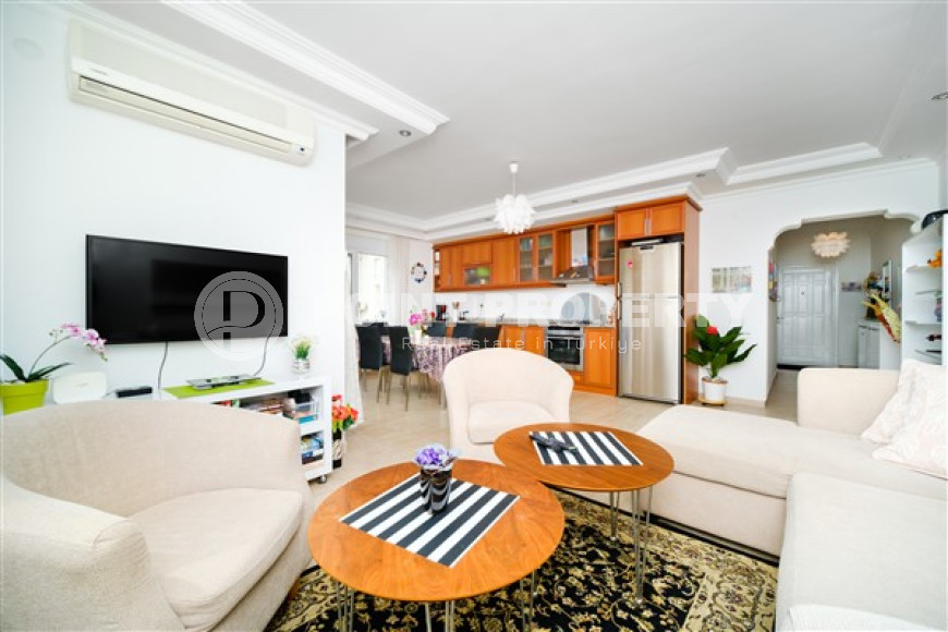 Апартаменты 2+1 с приятным светлым интерьером на 3-м этаже в центре района Оба.-id-4561-фото-3