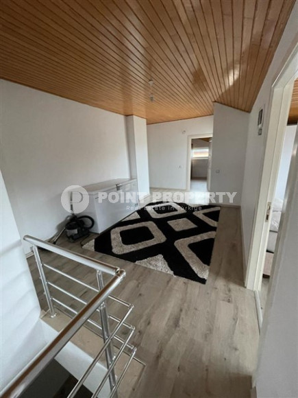 Duplex penthouse, 5+2, 260m² with mountain views in an urban house in Cikcilli-id-1374-photo-21