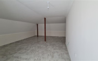 Unfurnished duplex apartment with an area of 155 m2 in Mahmutlar area-id-4570-photo-13