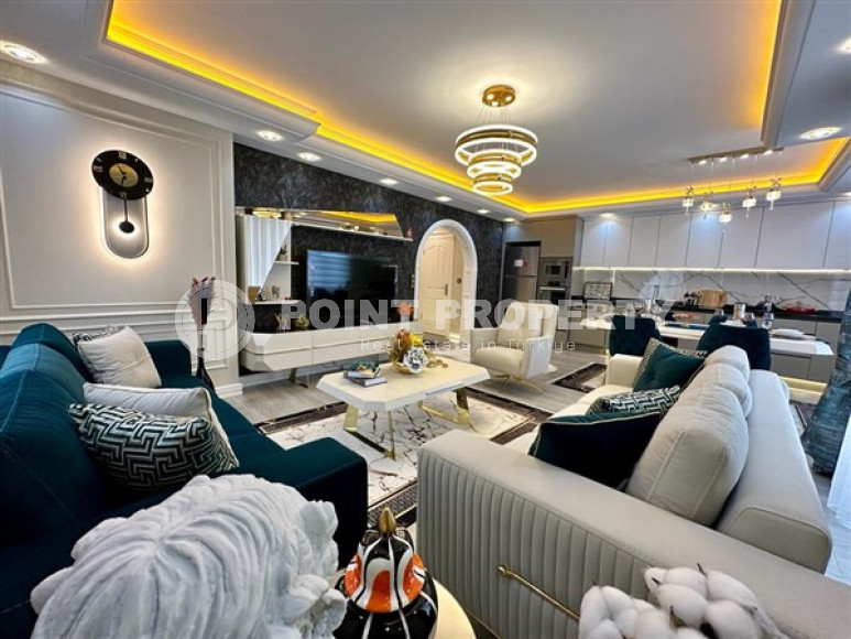 Стильные апартаменты 2+1 с дизайнерским ремонтом на самом берегу моря.-id-4573-фото-2