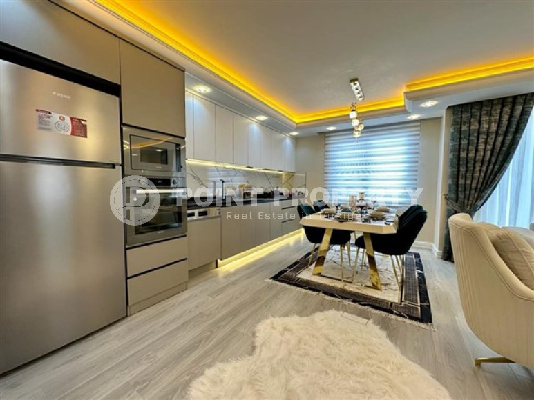 Стильные апартаменты 2+1 с дизайнерским ремонтом на самом берегу моря.-id-4573-фото-4