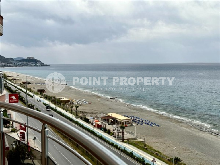 Стильные апартаменты 2+1 с дизайнерским ремонтом на самом берегу моря.-id-4573-фото-12