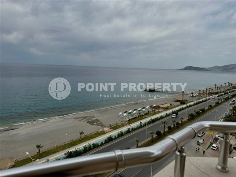 Стильные апартаменты 2+1 с дизайнерским ремонтом на самом берегу моря.-id-4573-фото-13