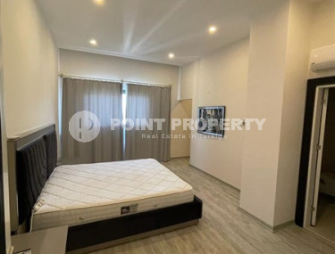 Panoramic duplex on the 13th floor with an attic in a new residence, commissioned in 2022.-id-4574-photo-3