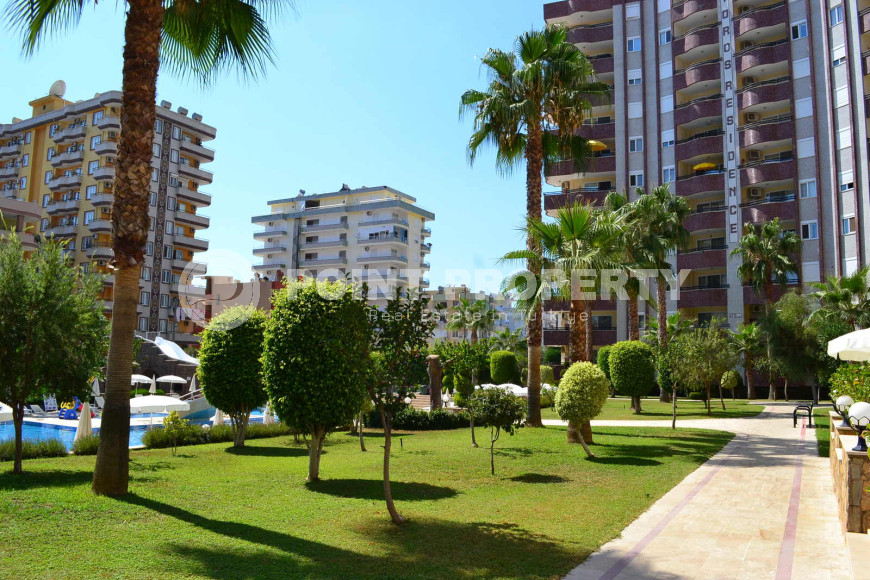 Apartment with 3+1 layout for a large family in the most sought-after area of Alanya Mahmutlar, 156 m2-id-1049-photo-9