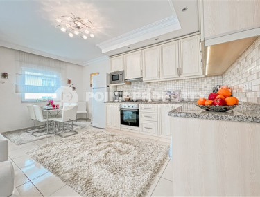 Luxurious three-room apartment 125 m2 with two balconies, Mahmutlar district-id-4588-photo-3