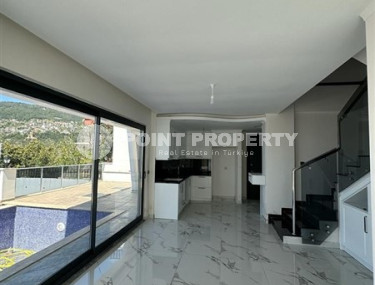 Четырехкомнатная вилла с роскошным обзором на Средиземное море, район Бекташ-id-4590-фото-4