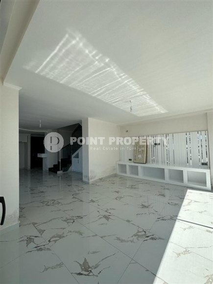 Четырехкомнатная вилла с роскошным обзором на Средиземное море, район Бекташ-id-4590-фото-9