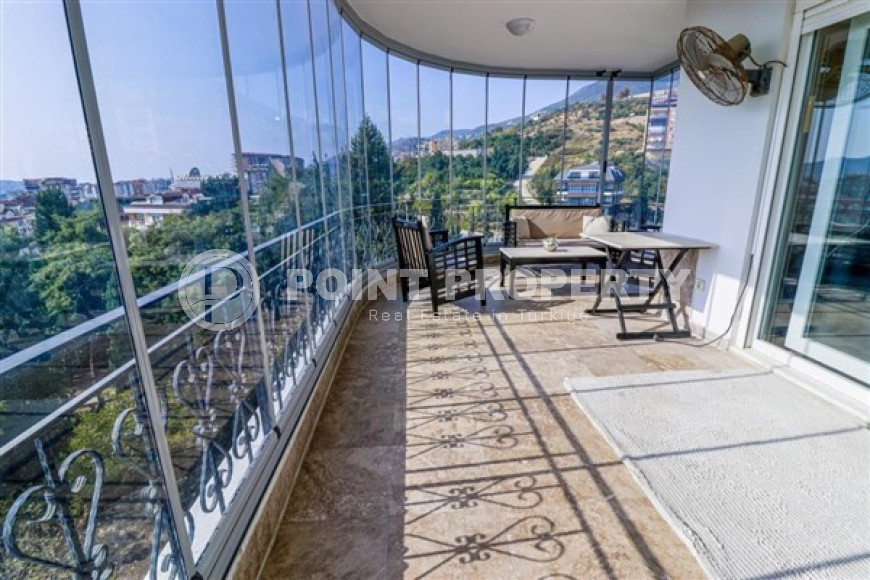 Spacious two-level 3+1 apartment on the 5th floor with an attic in a quiet, comfortable area of Alanya - Cikcilli.-id-4594-photo-12