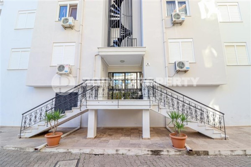 Spacious two-level 3+1 apartment on the 5th floor with an attic in a quiet, comfortable area of Alanya - Cikcilli.-id-4594-photo-18