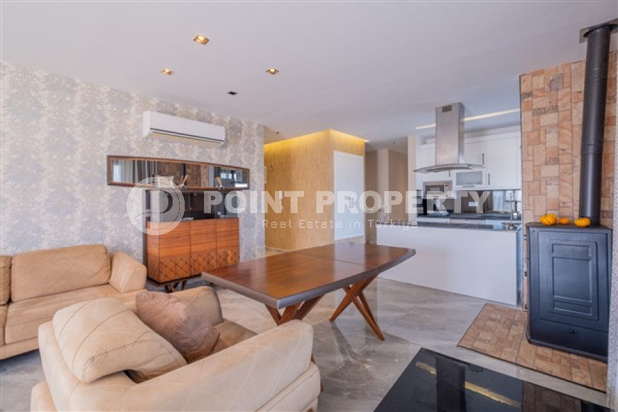 Panoramic duplex on the 5th floor with an attic 300 meters from the beach and promenade in the Oba area.-id-4598-photo-1