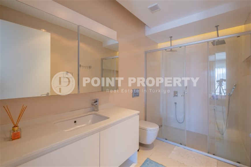 Панорамный дуплекс на 5-м этаже с мансардой в 300 метрах от пляжа и набережной в районе Оба.-id-4598-фото-8