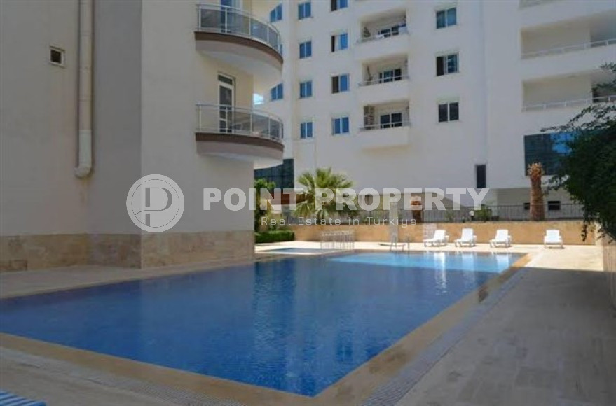 Comfortable apartments with designer renovation 300 meters from the beach and promenade.-id-4600-photo-11